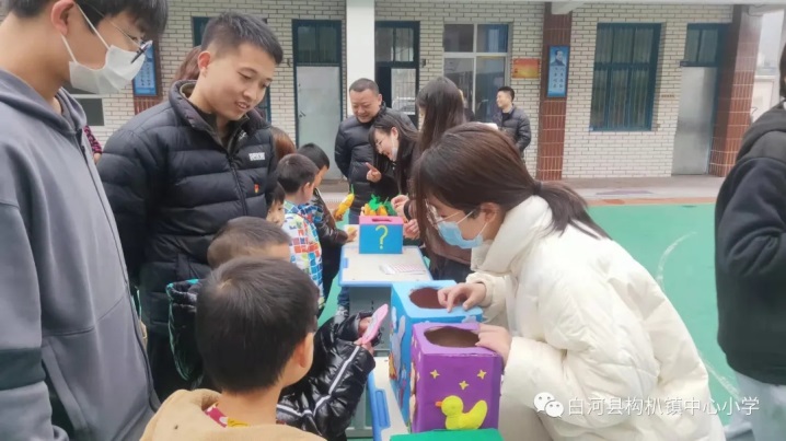 说明: E:\5-网站建设\2021年新闻\海燕策略研究党总支“双百工程”帮扶活动走进白河县阳光学校\641.webp.jpg